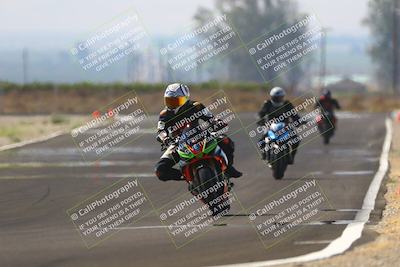 media/Sep-20-2025-TrackDaz (Sat) [[27f0cde673]]/B Group/220pm (Turn 9)/